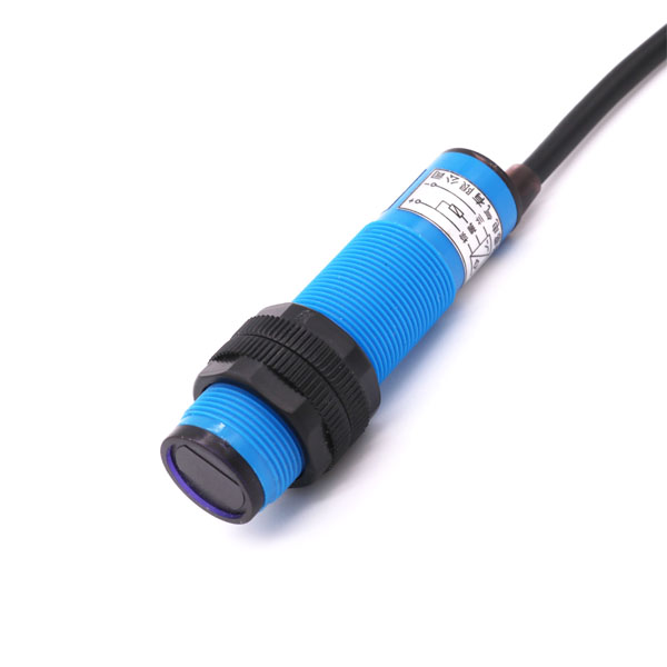 GL18 Plastic photoelectric sensor